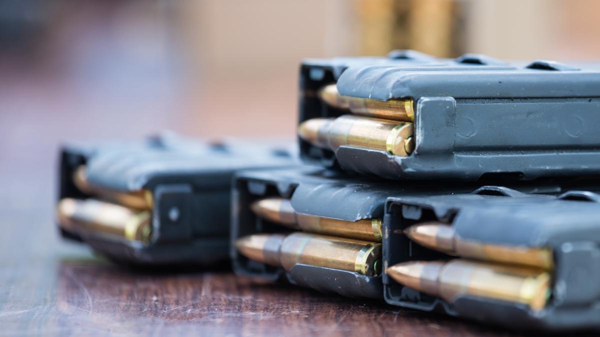 un-cetatean-american-ar-fi-incercat-sa-intre-in-romania-cu-un-autoturism-furat--arme-si-munitie_20198500