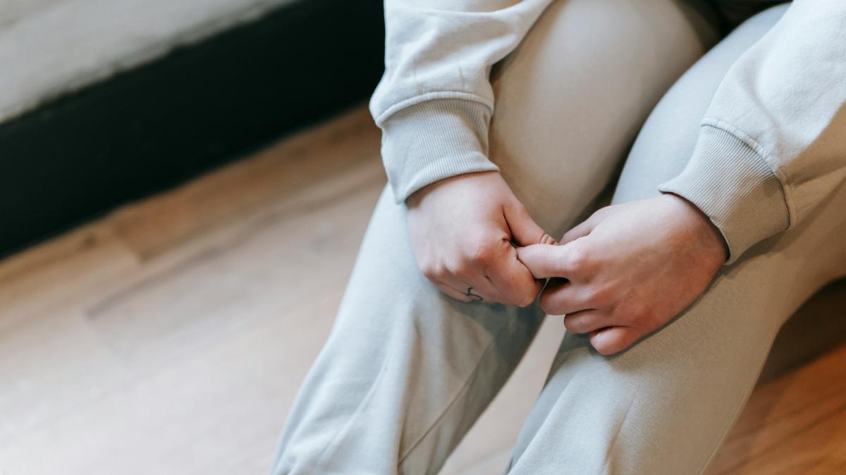 moarte-femeie-picioare-durere-boala-pexels-andres-ayrton-6550777_81026700