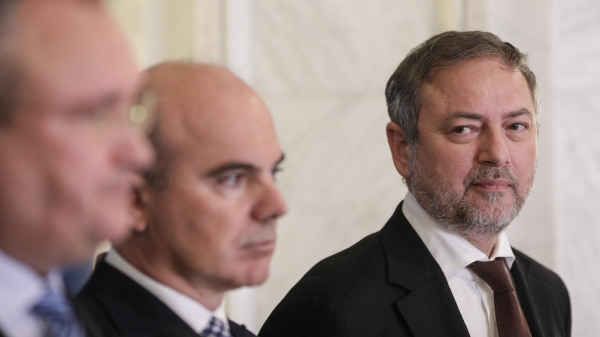 ciuca-pauliuc-motreanu-declaratii-sedinta_75377700