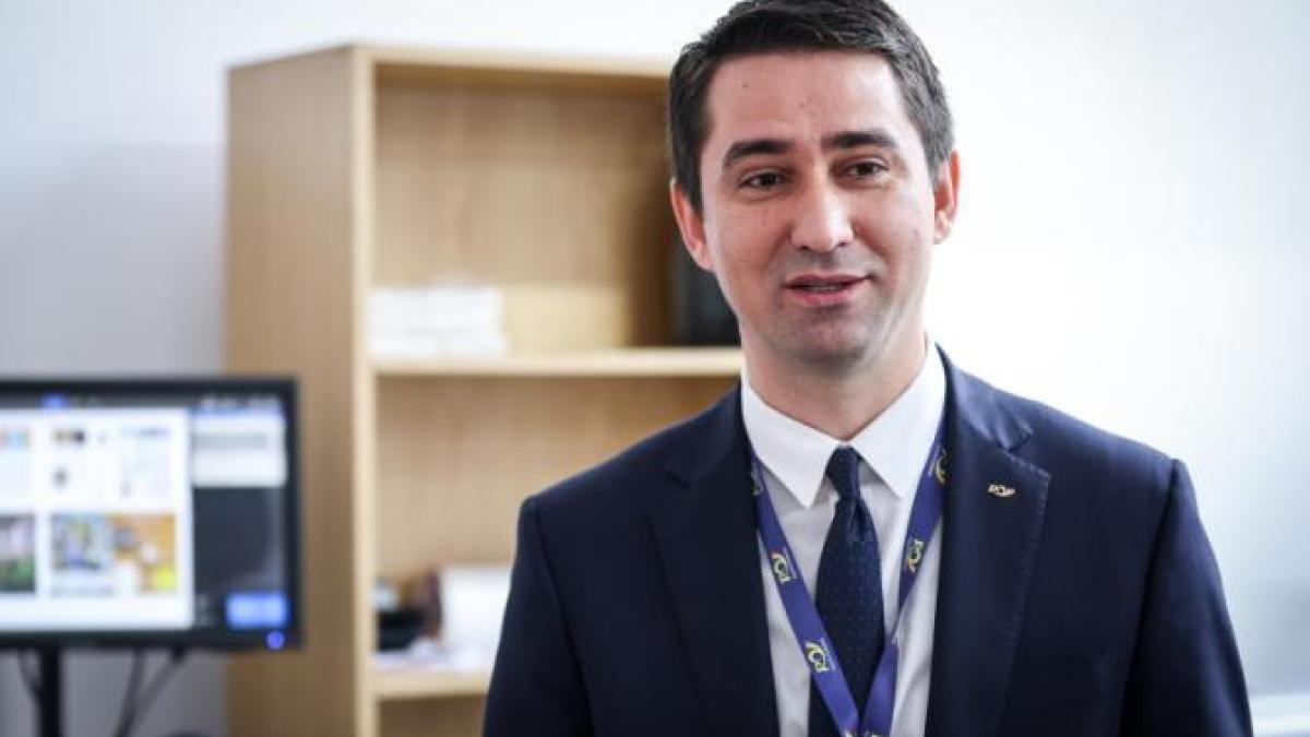 blocaj-la-posta-romana--directorul-a-plecat-in-china-fara-sa-anunte-pe-nimeni_97747100