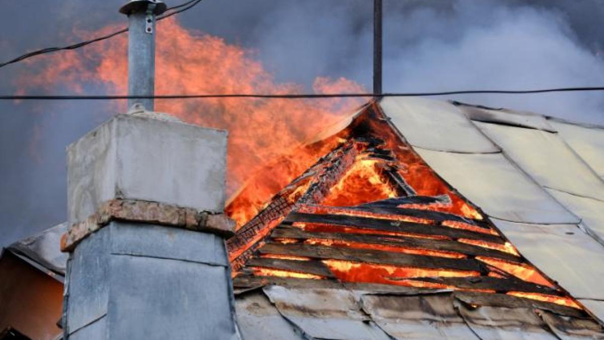 o-femeie-de-93-de-ani-din-arad-a-murit-in-casa-in-urma-unui-incendiu_01926100