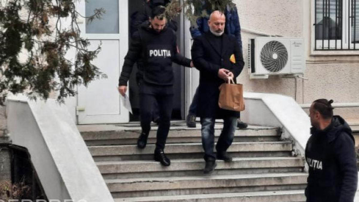 cornel-dinicu--sub-control-judiciar--a-revenit-la-ferma-dacilor-in-fiecare-zi-cand-ma-trezesc-ma-intreb-in-continuu-daca-as-fi-putut-sa-previn-aceasta-nenorocire_09562900