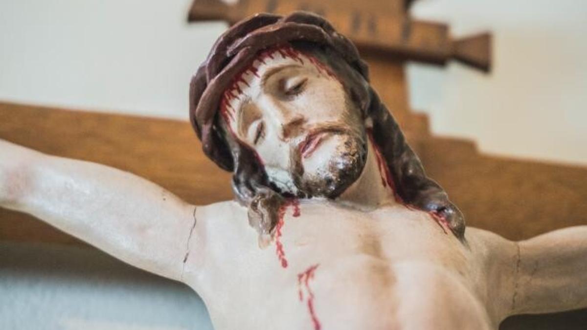 saptamana-patimilor--vinerea-mare--denie-moartea-si-ingroparea-lui-iisus-hristos_16074100