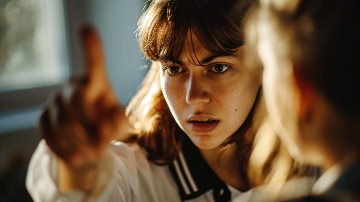 agresivitatea-tinerilor--in-crestere-alarmanta--pe-mainile-cui-ne-lasam-viitorul_18755700