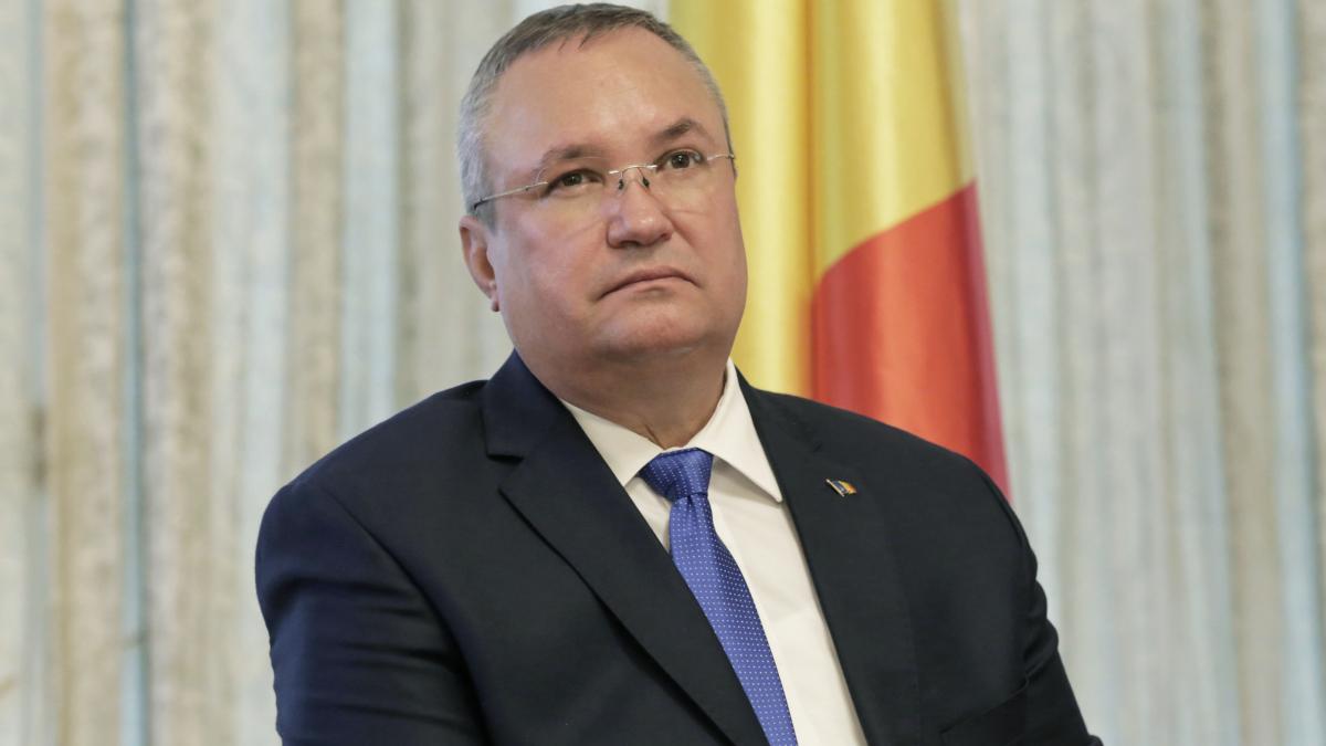 nicolae-ciuca--la-evenimentul-de-lansare-a-candidatilor-in-botosani-sa-i-invatam-pe-oameni-sa-pescuiasca-decat-sa-astepte-sa-primeasca-peste_85782800