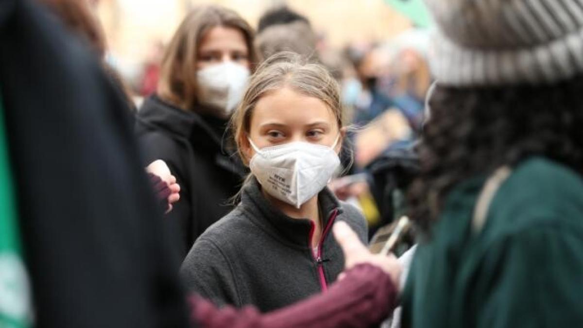 greta-thunberg-protest-mediu_77816100