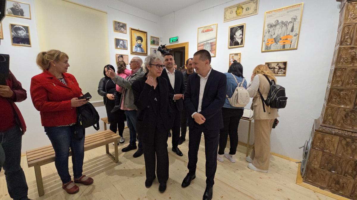 casa-memoriala-prc-e2prc-80prc-9eamza-pelleaprc-e2prc-80prc-9d--din-bailesti--a-fost-redeschisa-publicului-7_35337500