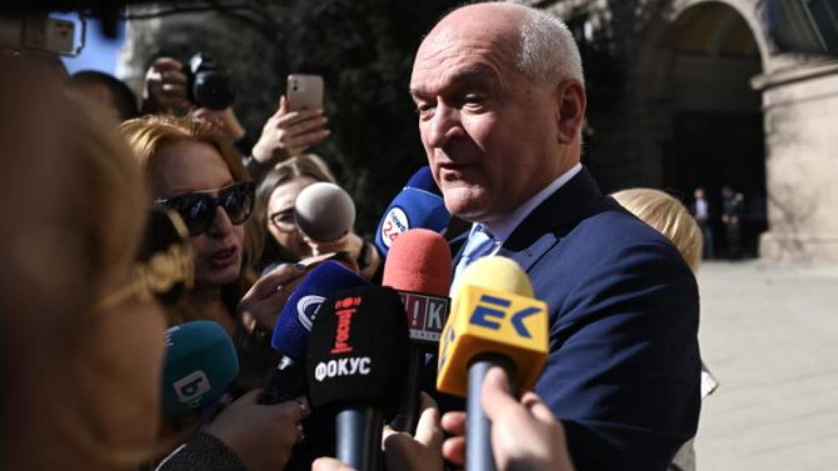 bulgaria-isi-comaseaza-alegerile-parlamentare-anticipate-cu-cele-europarlamentare_75176000