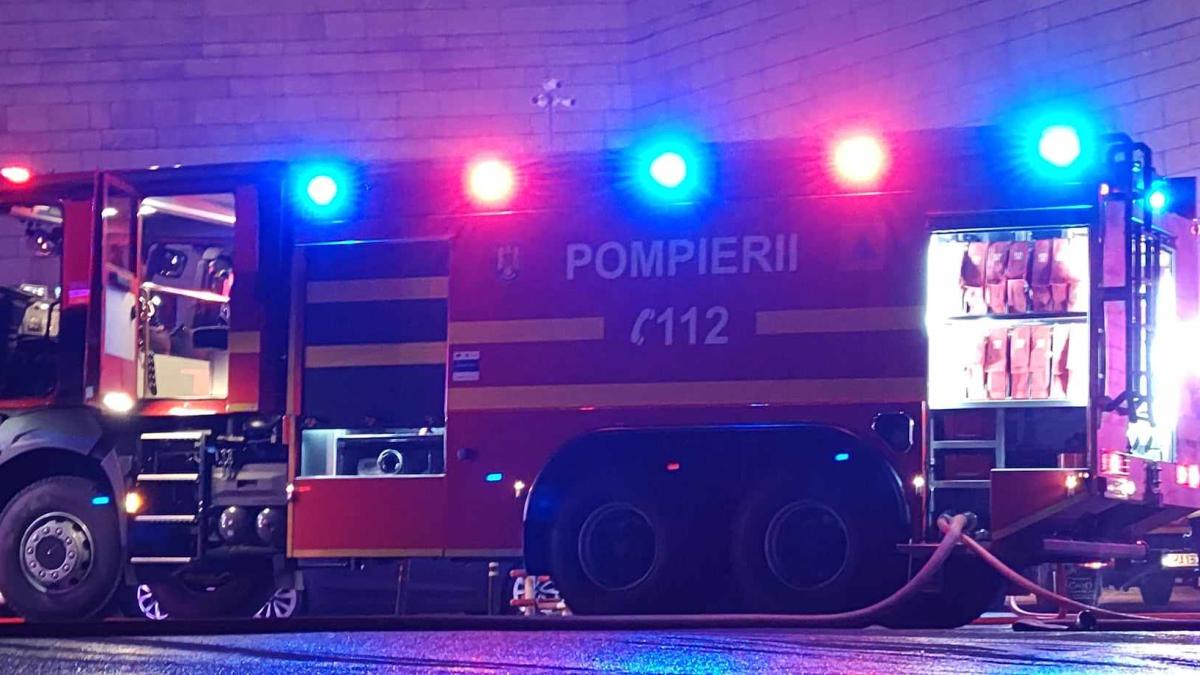 o-batrana-din-arges-a-murit-intr-un-incendiu-care-i-a-cuprins-locuinta_60033900