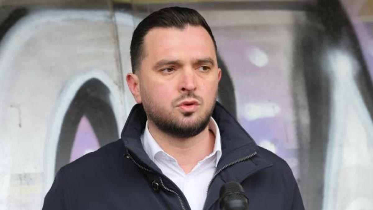 mihai-enache_71385600