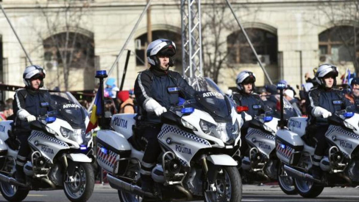 politie-motocicleta_69780600
