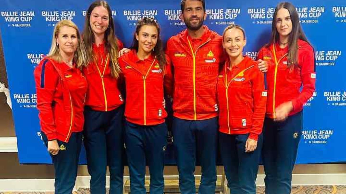ana-bogdan-va-juca-in-primul-meci-al-romaniei-cu-ucraina-in-billie-jean-king-cup_76929400