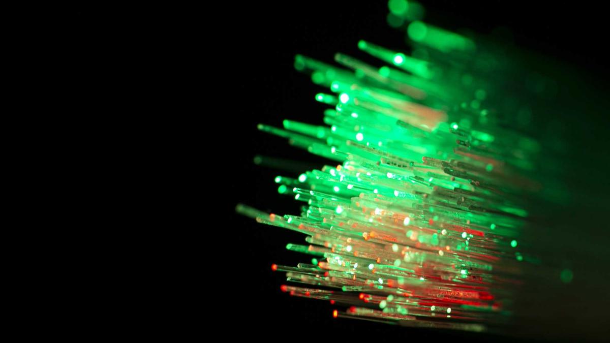 view-glowing-optic-fibers_19292800_62002600