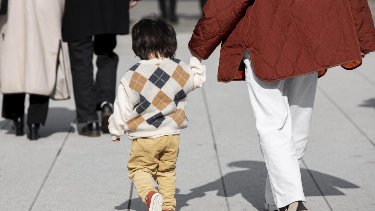 ce-metoda-a-gasit-china-pentru-a-stimula-cresterea-natalitatii--tara-risca-sa-ajunga-la-o-populatie-varstnica-de-peste-jumatate-de-miliard-pana-in-2050_20409900