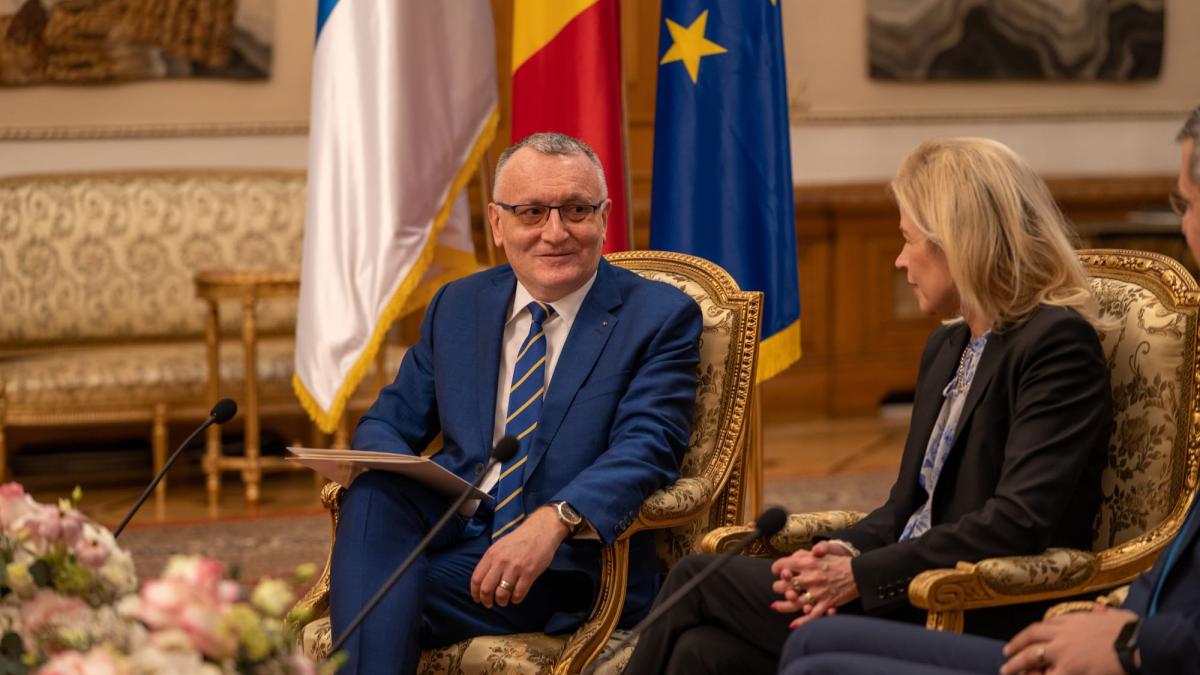 presedinta-adunarii-parlamentare-a-osce--vizita-in-romani_16693700