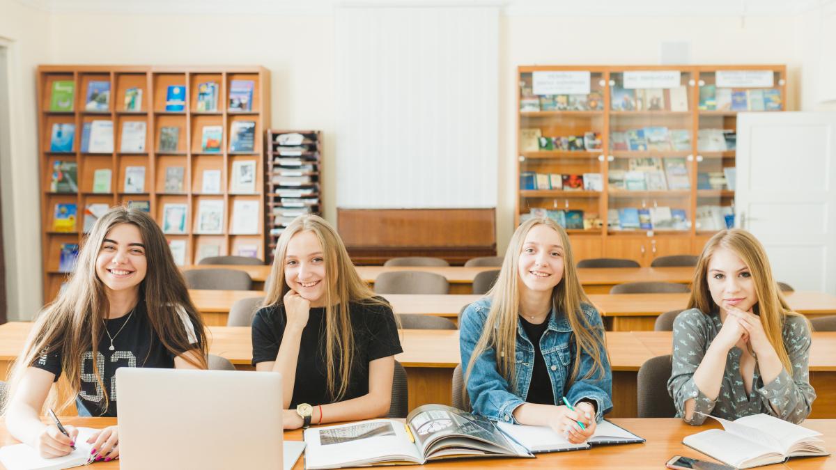 cheerful-teenagers-classroom_70739800_88775400
