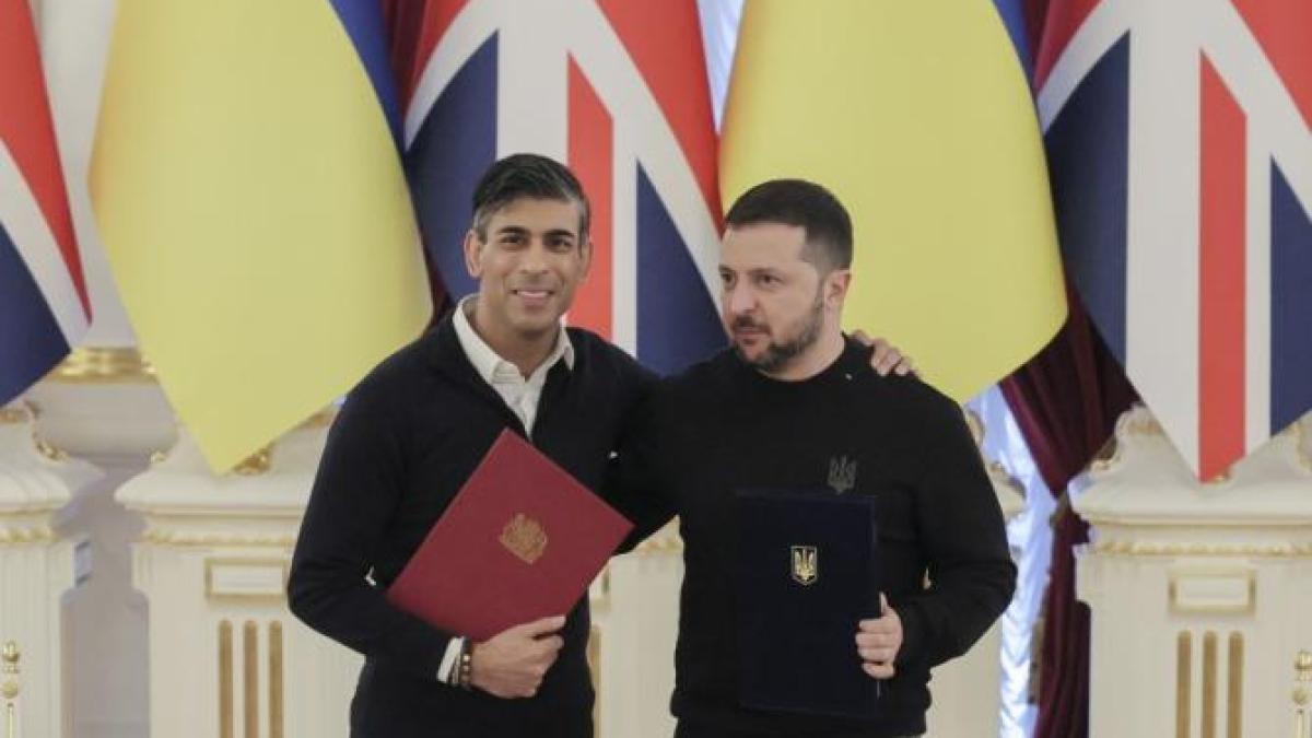 rusia-ii-critica-pe-britanicii-aroganti-dupa-ce-sunak-a-vizitat-ucraina-pentru-a-anunta-noi-ajutoare_06797000