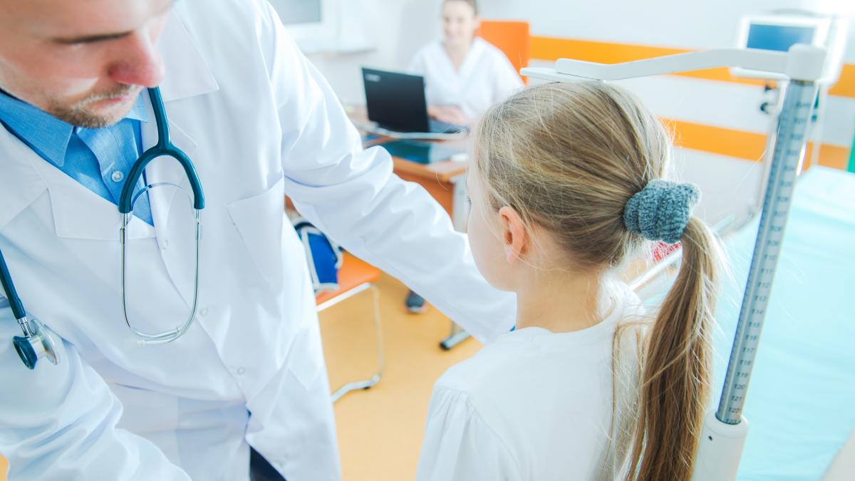 kids-doctor_36317600