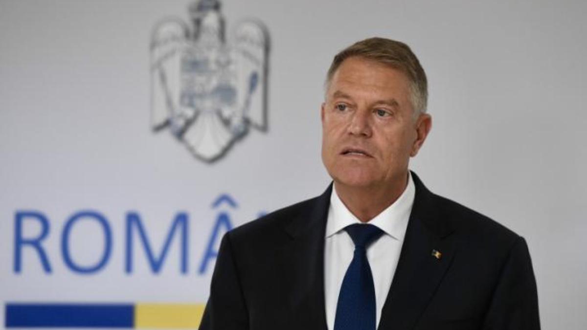 klaus-iohannis--prc-e2prc-80prc-9dofticat-de-a-dreptulprc-e2prc-80prc-9d--atrage-atentia-bogdan-chirieac--mugur-ciuvica-nu-stiu-daca-sa-l-cred_14178500