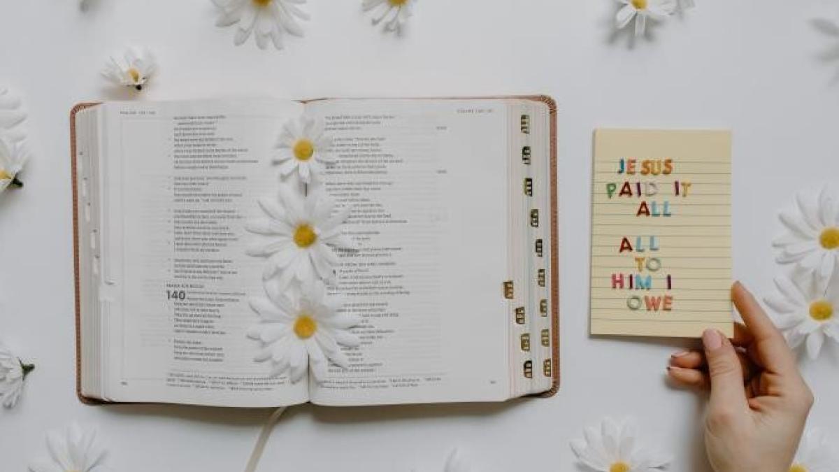 calendar-crestin-ortodox--sarbatoare-26-aprilie-2024---cruce-neagra_41972600