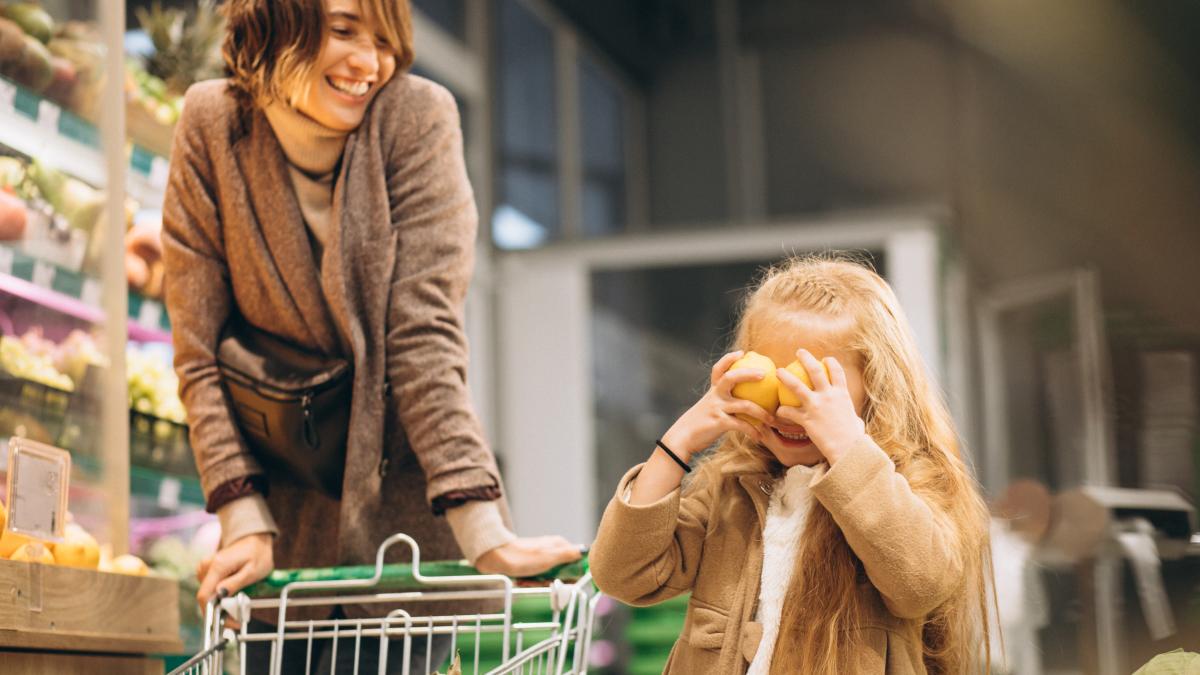 cum-sunt-manipulati-copiii-sa-isi-doreasca-dulciuri--carniciu--avertisment-pentru-parinti-sunt--de-cele-mai-multe-ori--irezistibile_58452300