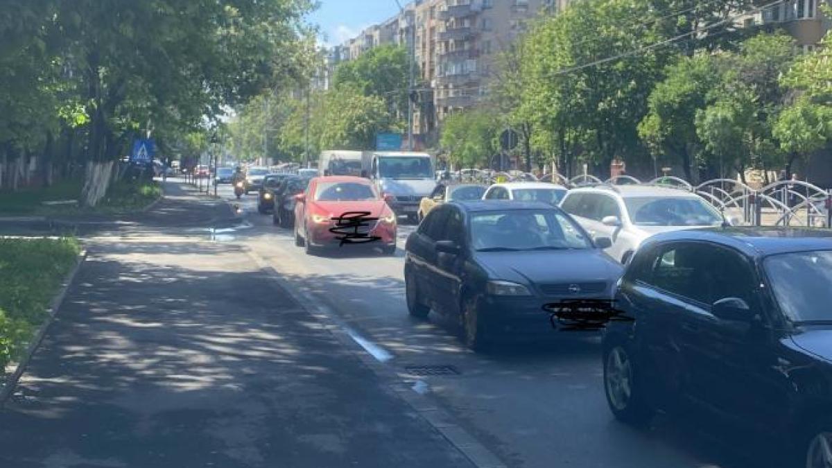 masini-trafic-bucuresti_42772000