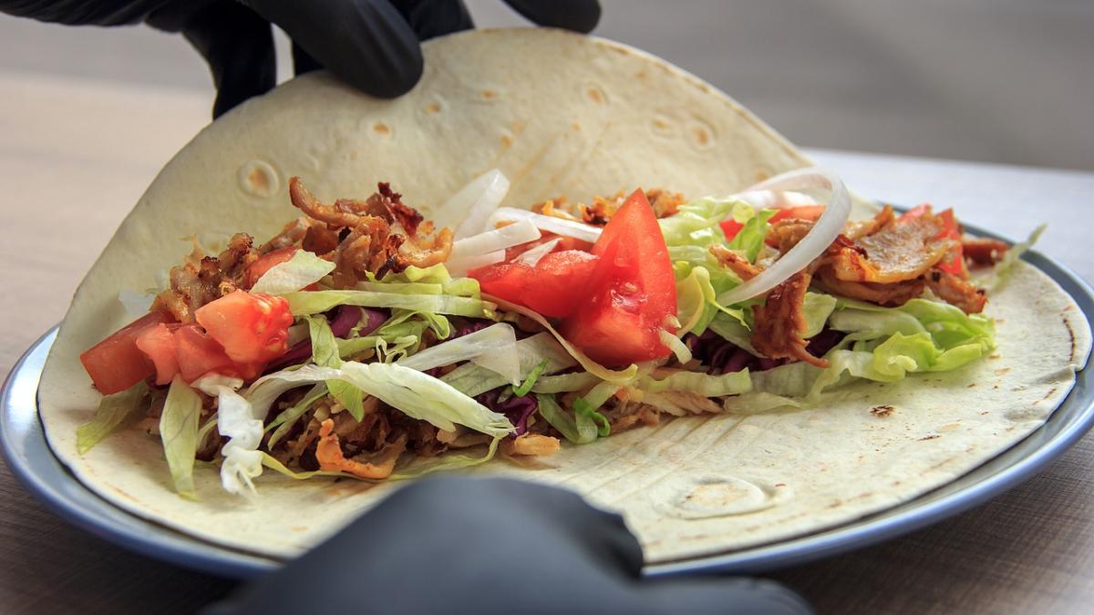 kebab-romania-pret_88077600