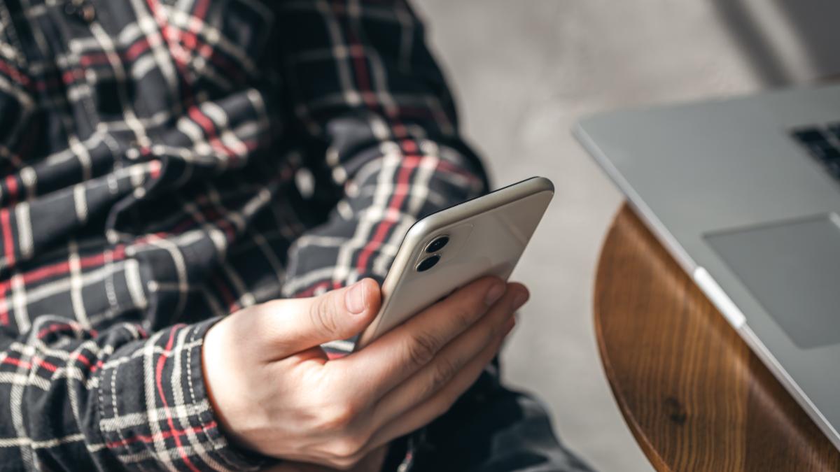 telefon-smartphone_52332500