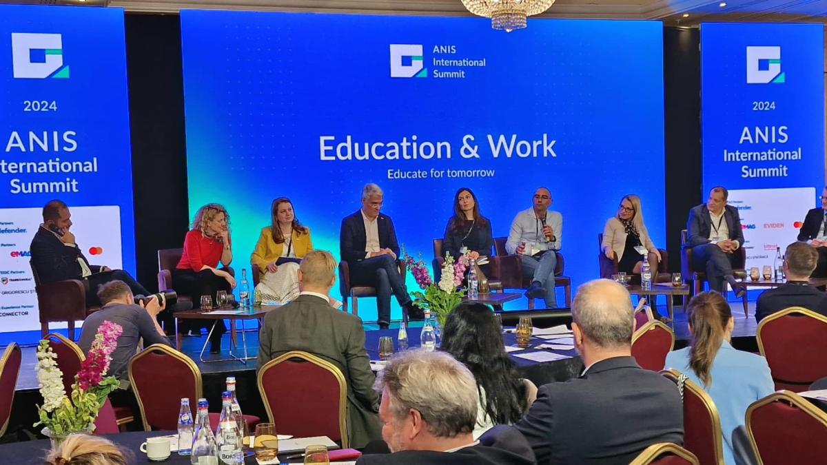 ligia-deca-summit-digitalizare_55123700