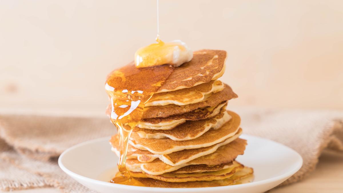 reteta-de-clatite-cu-scortisoara--desertul-cu-care-iti-poti-incepe-ziua_72980700