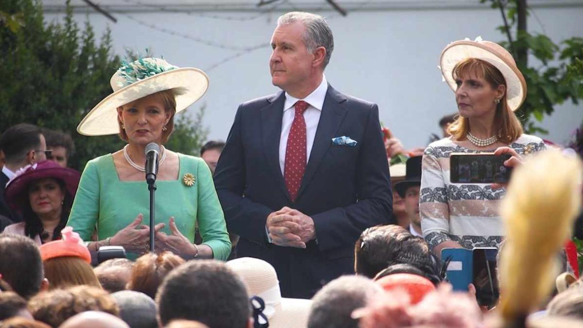 custodele-coroanei-majestatea-sa-regina-margareta-a-romaniei-2_30392300