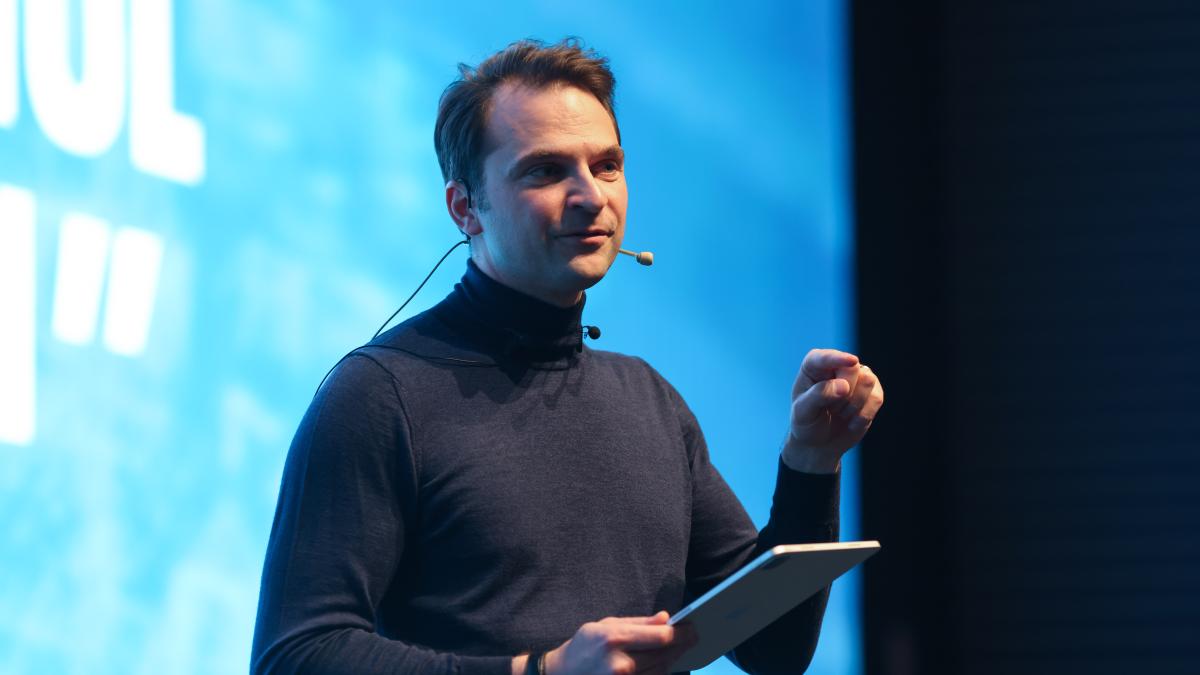 sebastian-burduja-spune-ca-ne-am-ars-de-destule-ori-si-sa-nu-mai-alegem-raul-cel-mai-mic--la-alegeri--solutie-pentru-traficul-din-bucuresti_03759600