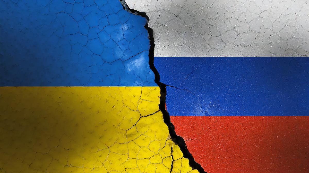 russia-vs-ukrain-flags_63828700