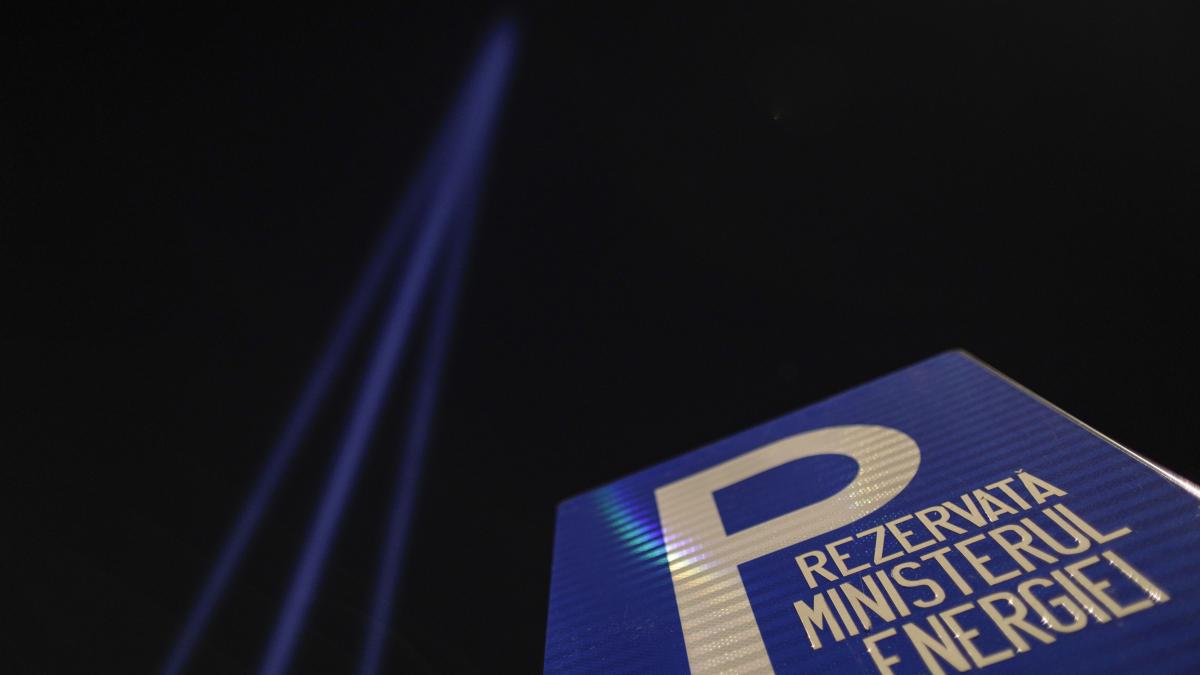 ministerul-energiei-a-inceput-reformarea-secretarilor-de-stat--cand-se-vor-organiza-unitatile-din-subordinea-ministerului_01383000