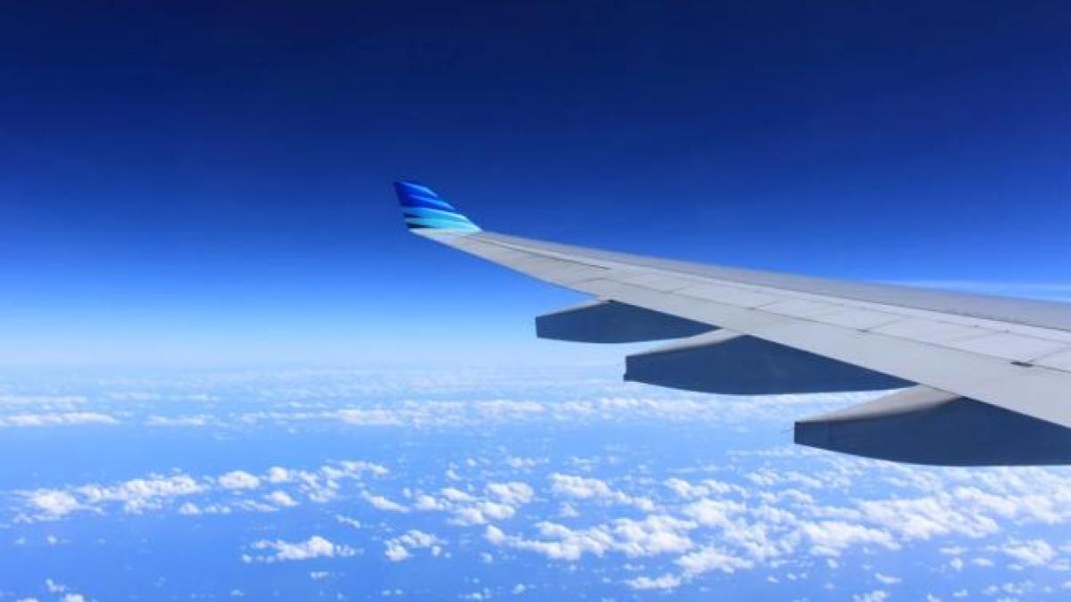 foto-cum-se-vad-fulgerele-din-avion--imagini-inedite_77394800