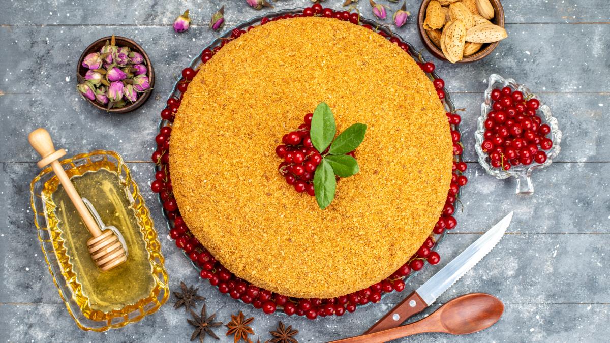 saffron-cake--prajitura-traditional-iraniana--reteta-de-weekend-2_09084800
