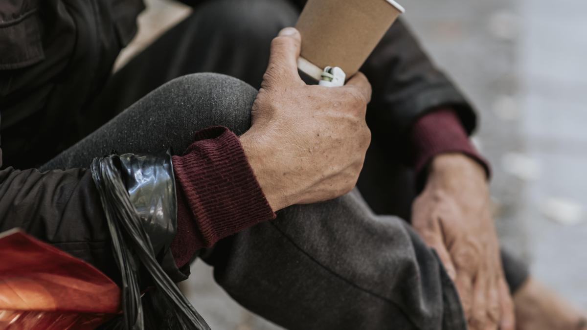 om-al-strazii-homeless_79803400