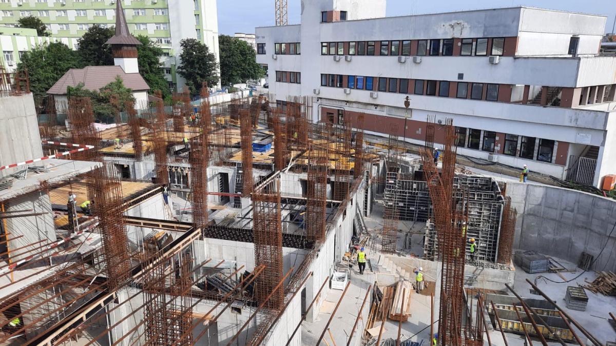 centrul-de-arsi-grav-de-la-timisoara-prinde-contur--ms--la-doar-10-luni-de-la-semnarea-contractului_37121600