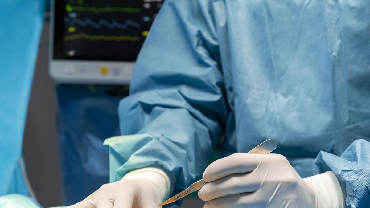 surgical-procedure-chirurg-octor_25909700