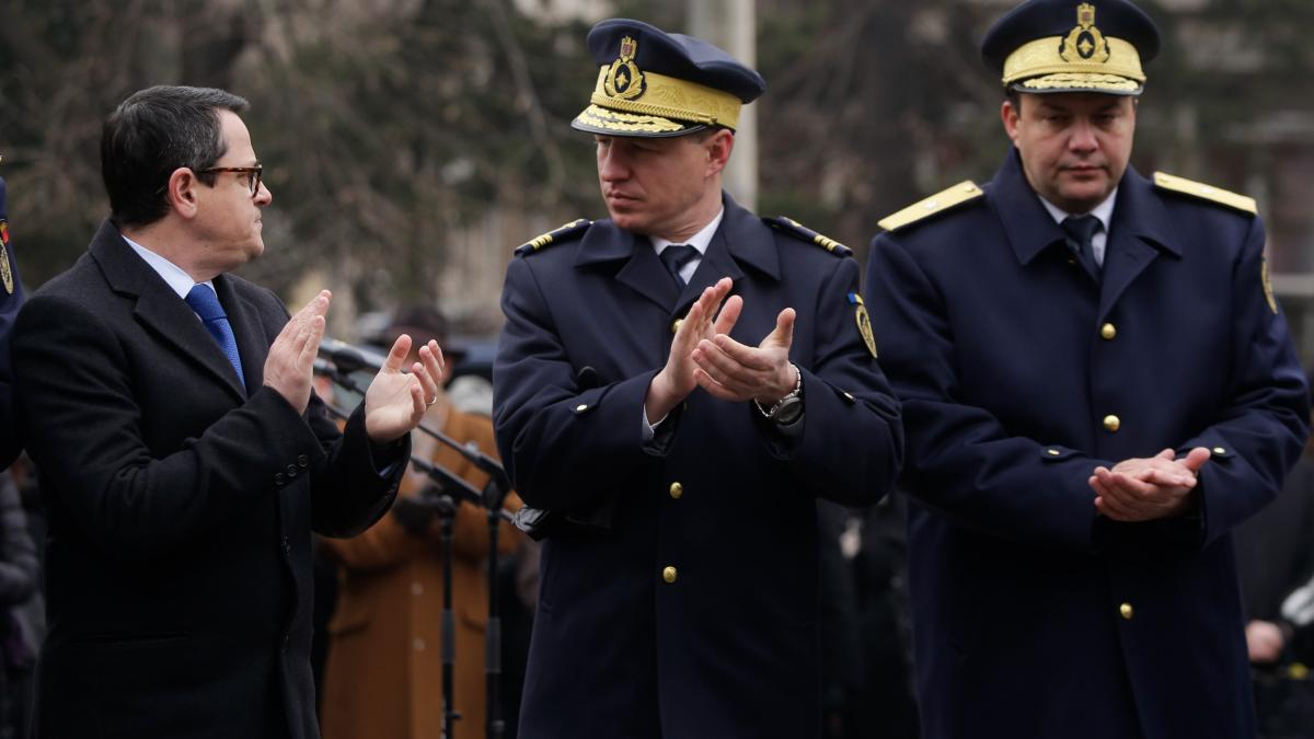 generalul-sri-cristian-bizadea-s-a-pensionat-la-48-de-ani_22962800