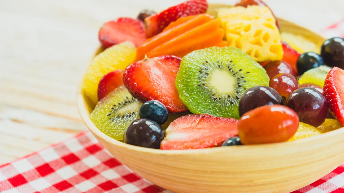 salata-fructe_87589400