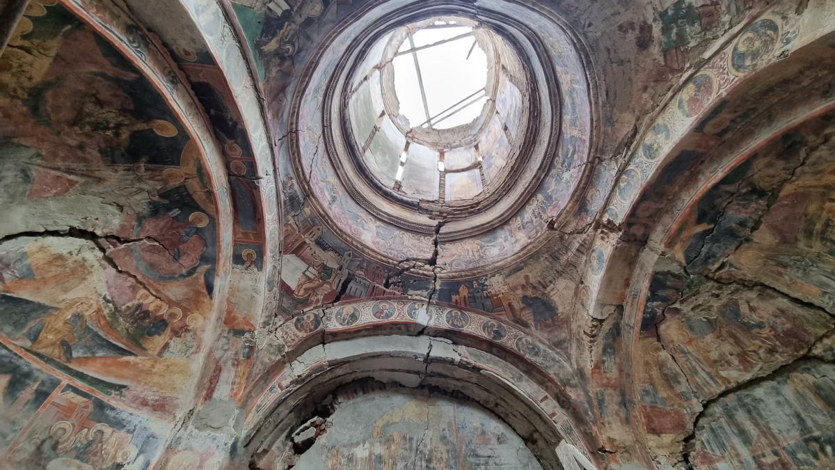 biserica-crucea_90579300