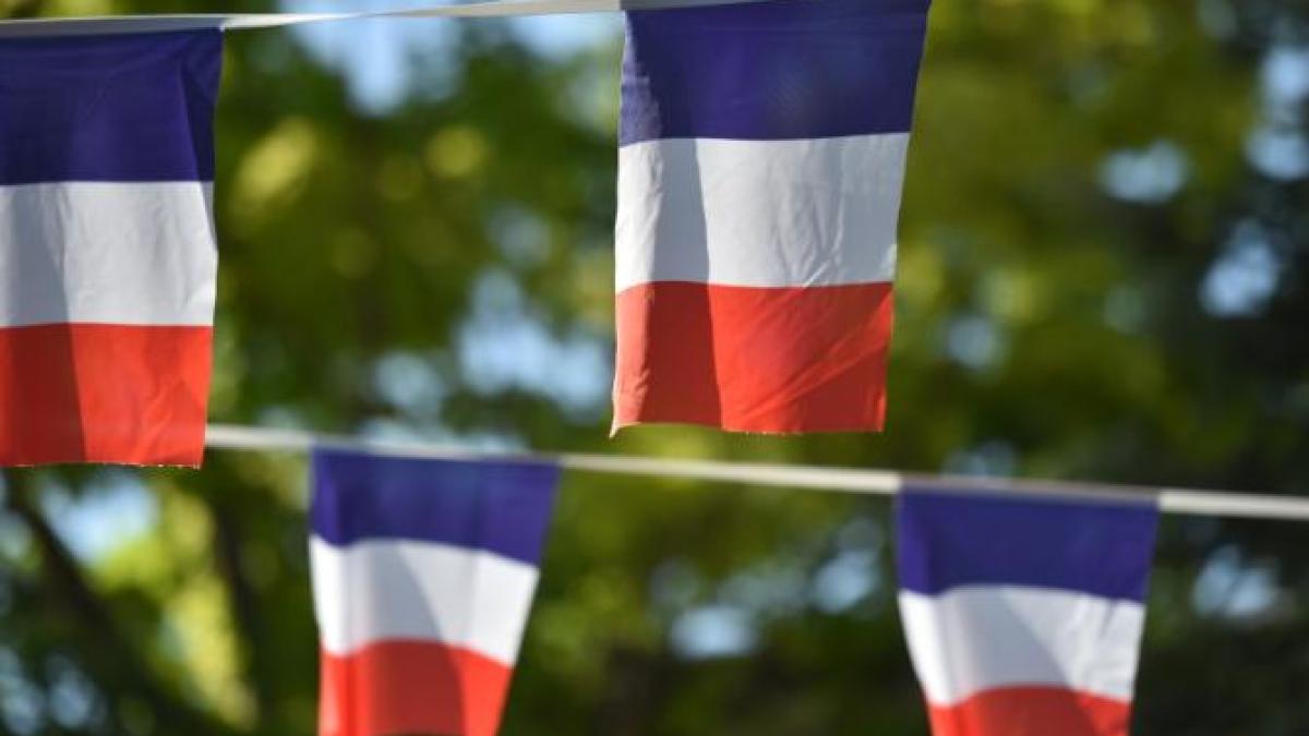 azerbaidjanul-a-declarat-persona-non-grata-doi-diplomati-francezi--franta-raspunde-prin-expulzarea-a-doi-diplomati-azeri_45795800