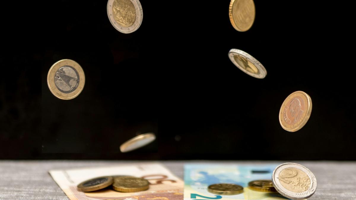 milionarii-o-duc-din-ce-in-ce-mai-bine--nu-au-fost-niciodata-atat-de-multi-oameni-bogati-in-lum_30526900