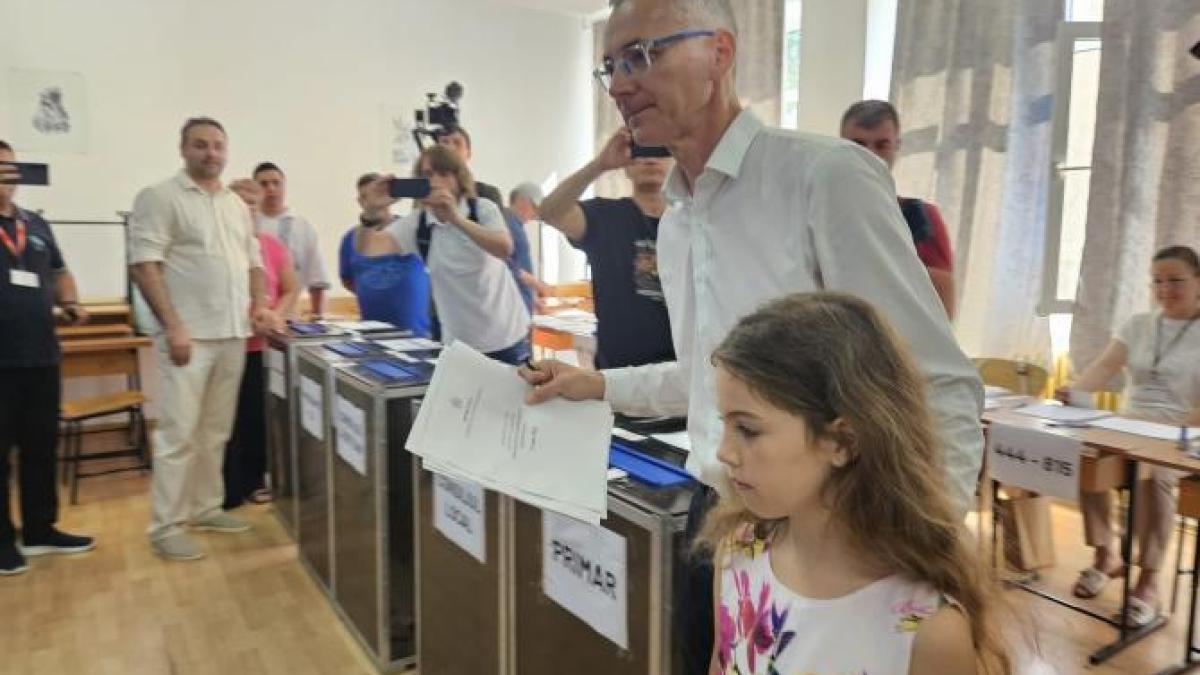 stelian-ion_52280800