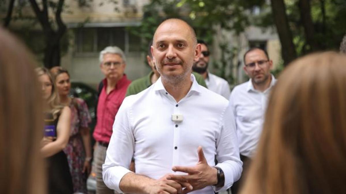 radu-mihaiu-wn_32886400