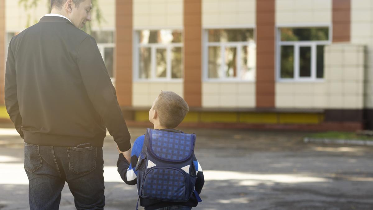 parinte-scoala_80297100