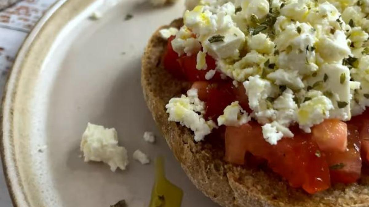 mic-dejun-grecesc-reteta-de-dakos-cretan_15636200