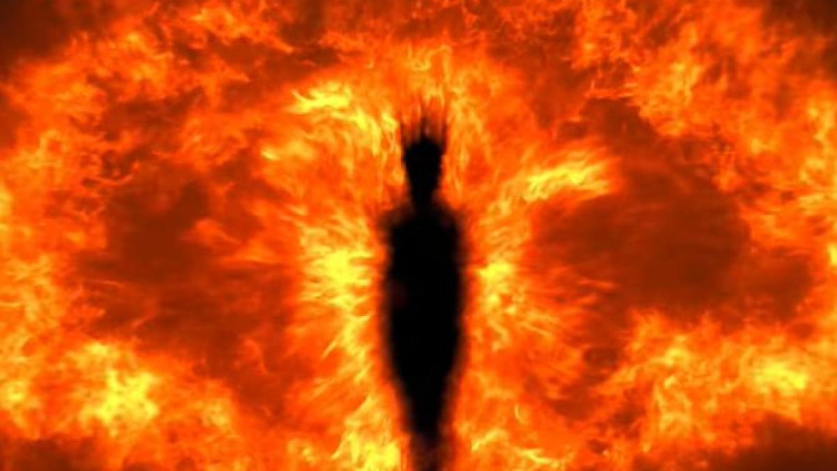 animal-sauron_99543900