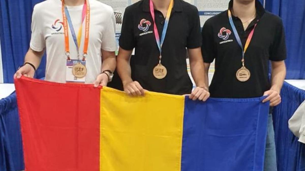 trei-elevi-romani--premiati-la-science-and-engineering-fair_10508000